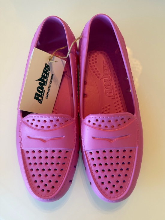 Floafers Shoes - Women’s POSH loafers size 9 NWT